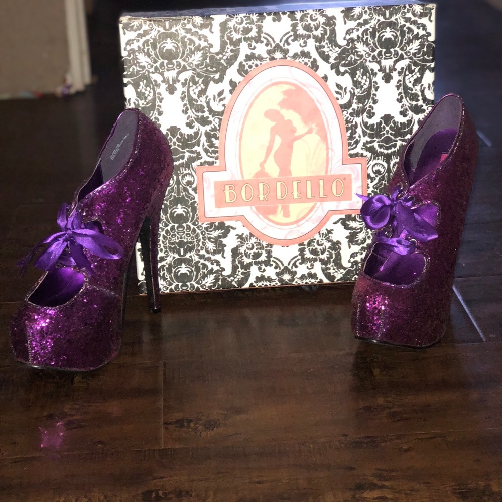 Bordello heels